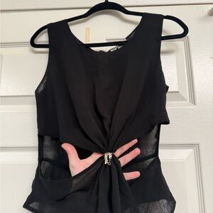 Chic Black Sleeveless Blouse with Knot Detail